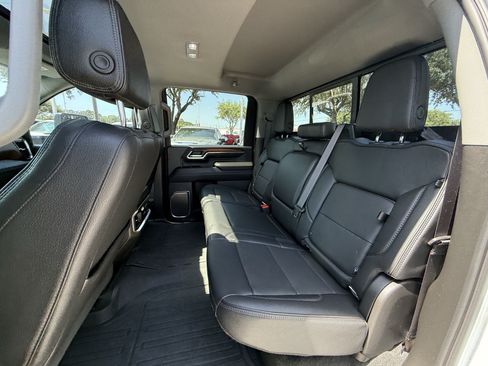 Used 2024 GMC Sierra 2500 Denali w/ Denali Reserve Package AWD/4WD image 29