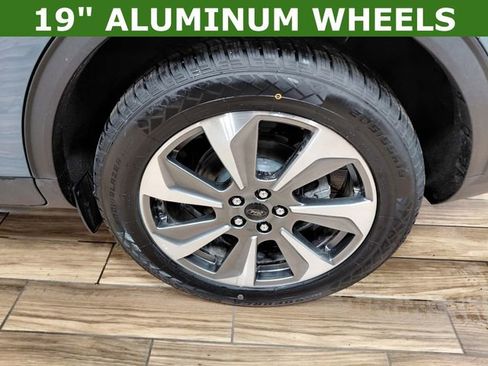 Used 2025 Ford Escape Platinum AWD/4WD image 11