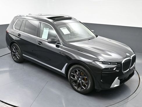 Used 2023 BMW X7 xDrive40i AWD/4WD image 51