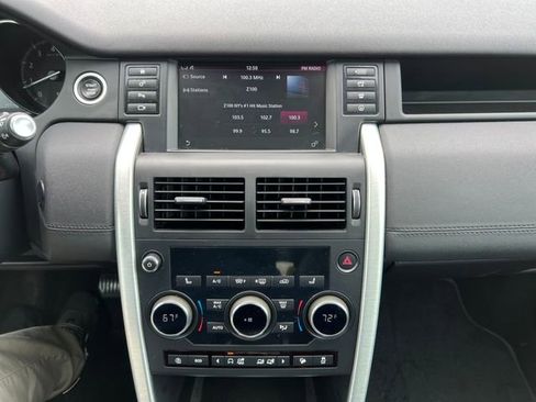 Used 2019 Land Rover Discovery Sport HSE AWD/4WD image 21