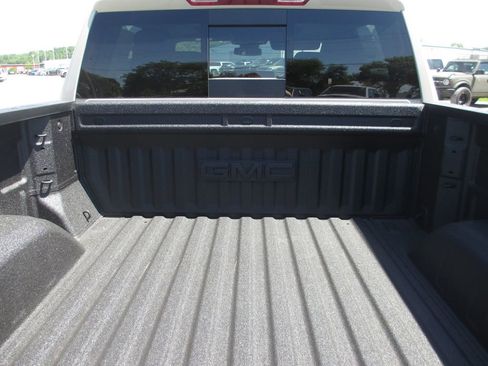 New 2026 GMC Sierra 1500 AT4 w/ AT4 Premium Package AWD/4WD image 7