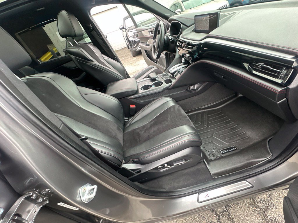 Used 2023 Acura MDX A-Spec AWD/4WD image 40