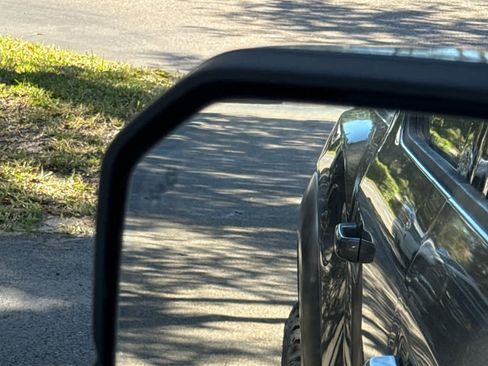 Used 2019 Ford F150 Raptor w/ Equipment Group 802A Luxury image 26