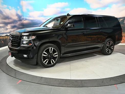 Used 2019 Chevrolet Suburban Premier AWD/4WD image 3