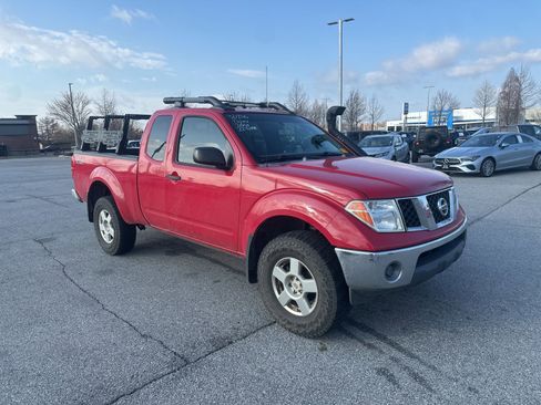 Used 2007 Nissan Frontier SE w/ SE Value Truck Pkg image 3