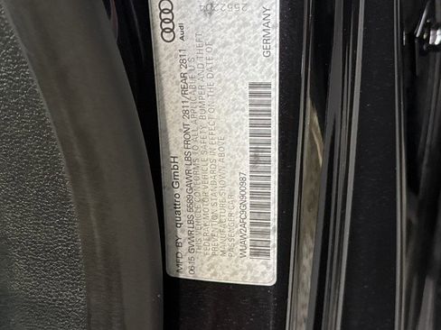 Used 2016 Audi RS 7 Prestige w/ Driver Assistance Package image 89