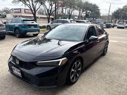 Certified 2025 Honda Civic Sport Touring image 17