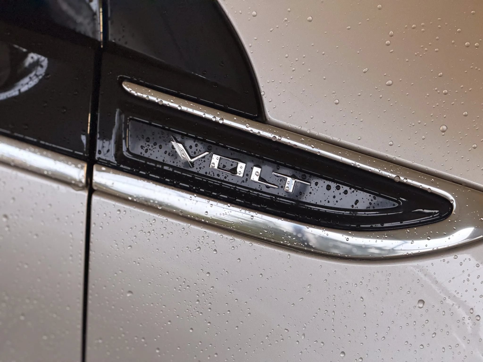 Used 2015 Chevrolet Volt FWD image 11