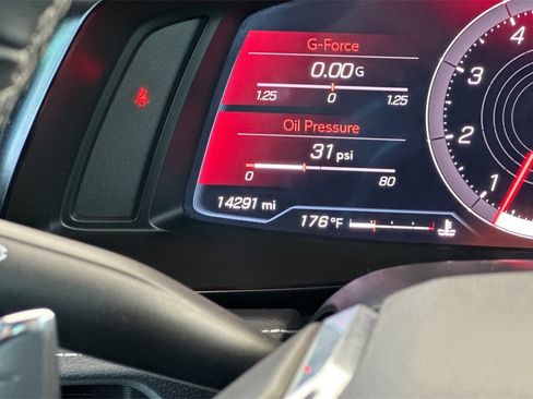 Used 2024 Chevrolet Corvette Stingray Coupe w/ Z51 Performance Package image 28