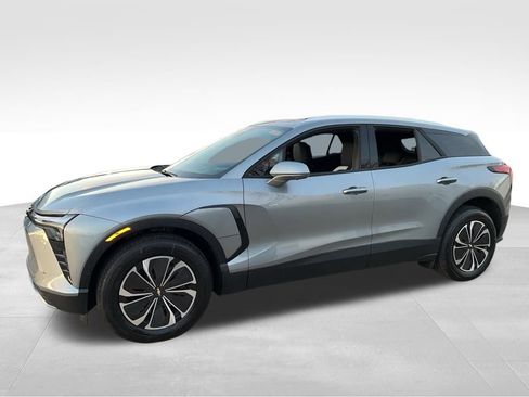 New 2025 Chevrolet Blazer EV LT w/ Super Cruise Package image 2