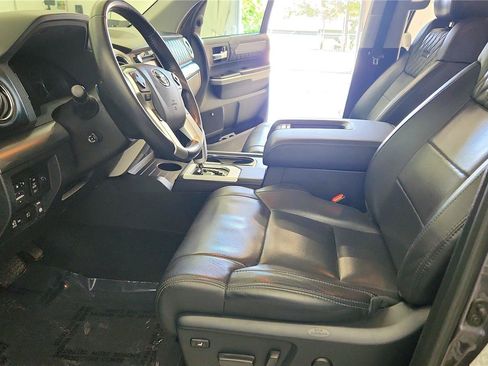 Used 2018 Toyota Tundra Platinum AWD/4WD image 14