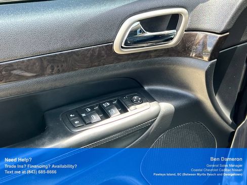 Used 2012 Jeep Grand Cherokee Altitude AWD/4WD image 6