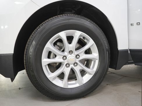 Used 2019 Chevrolet Equinox LT w/ Sun & Navigation Package image 30