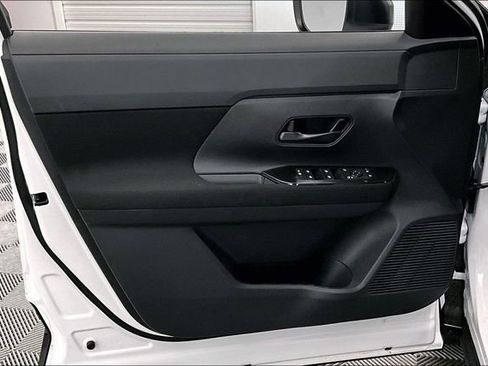 New 2026 Nissan Kicks S FWD image 28