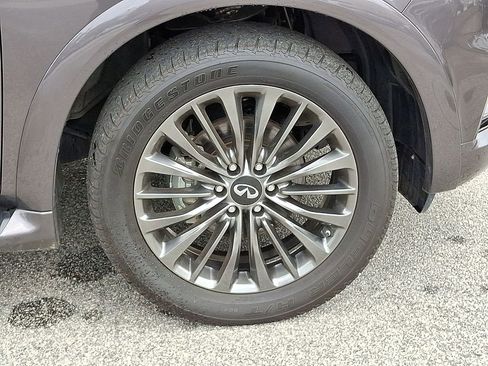 Used 2024 INFINITI QX80 Sensory image 8