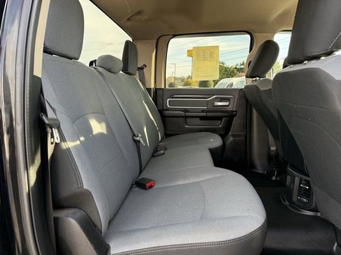 Used 2019 RAM 2500 Big Horn image 37