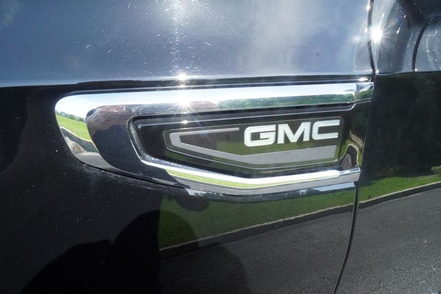 Used 2023 GMC Yukon SLT AWD/4WD image 41