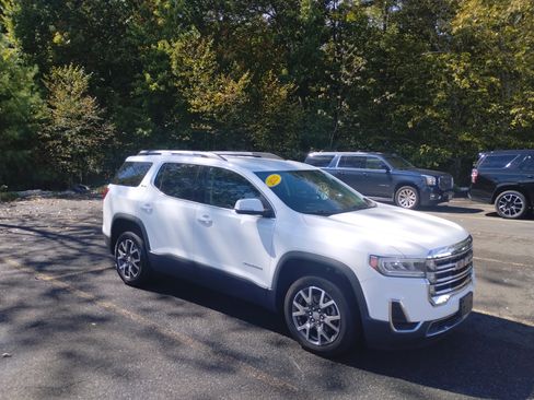 Used 2020 GMC Acadia SLE w/ Driver Convenience Package image 1