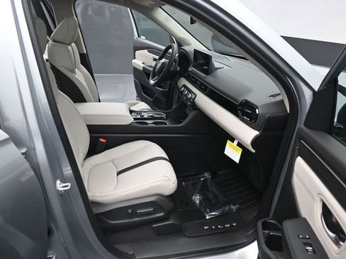New 2026 Honda Pilot Touring image 39