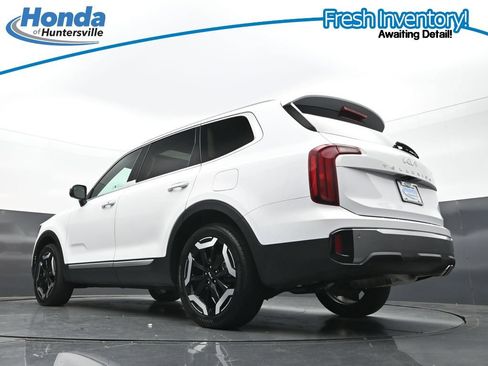 Used 2025 Kia Telluride S FWD image 31