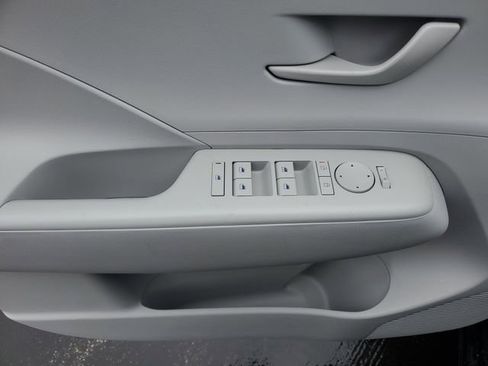 Used 2025 Hyundai Kona SEL image 20