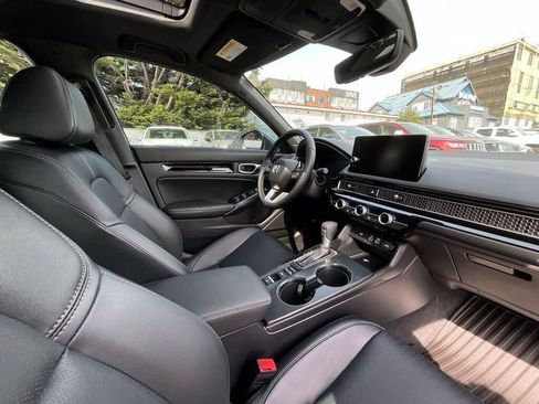 Used 2024 Honda Civic Sport Touring image 17