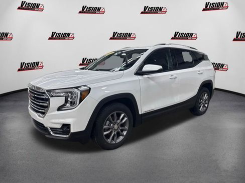 Used 2024 GMC Terrain SLT image 1