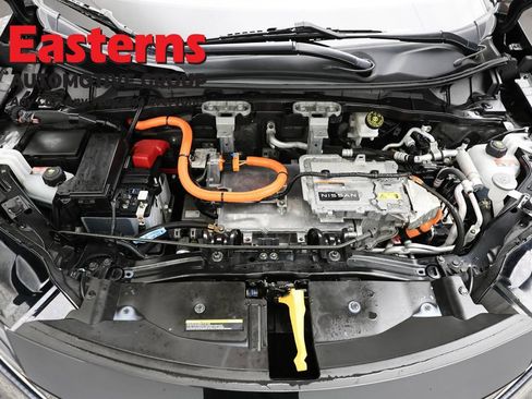 Used 2024 Nissan Ariya AWD image 6