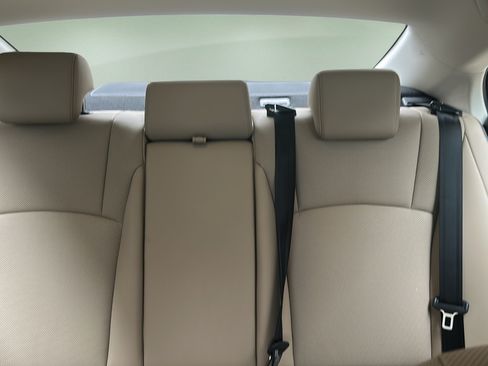 Used 2020 Lexus ES 350 w/ Premium Package FWD image 11