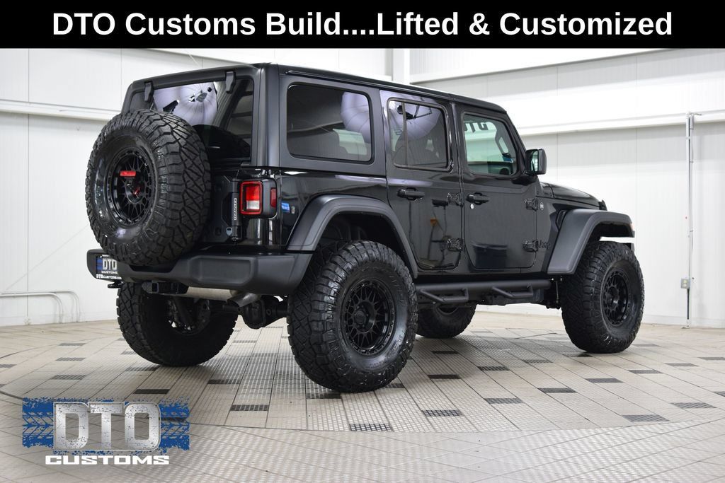 Used 2026 Jeep Wrangler Unlimited Sport AWD/4WD image 7
