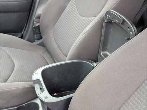 Used 2013 Kia Soul FWD image 15
