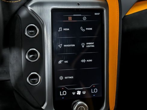 Used 2024 McLaren 750S Spider RWD image 33