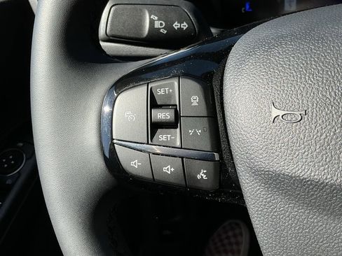 Certified 2026 Ford Escape SE image 34