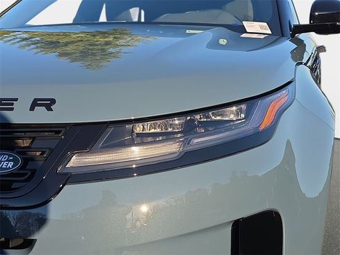 New 2026 Land Rover Range Rover Evoque S image 33