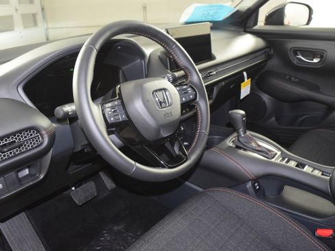 New 2026 Honda HR-V Sport image 2