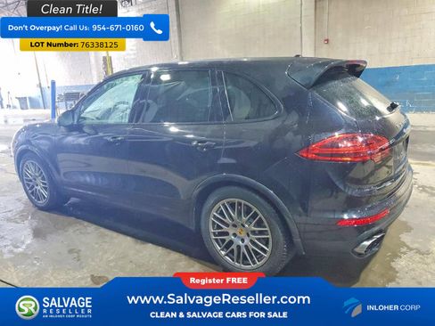 Used 2018 Porsche Cayenne image 3