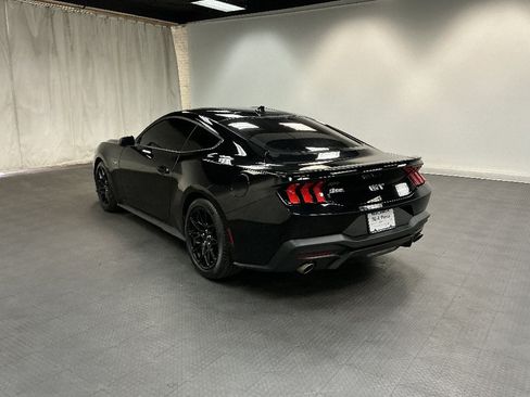 Used 2024 Ford Mustang GT Premium RWD image 4