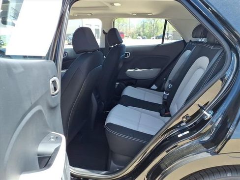 New 2026 Hyundai Venue SEL image 18