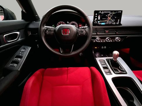 Used 2025 Honda Civic Type R image 5