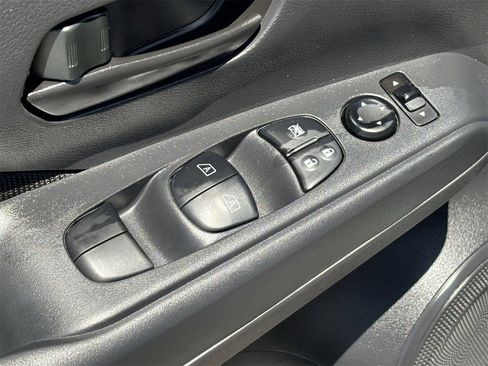 New 2025 Nissan Kicks Play S image 25