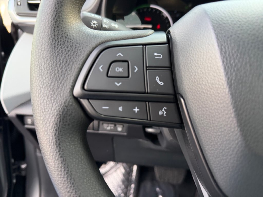 Used 2026 Toyota Sienna LE AWD/4WD image 20