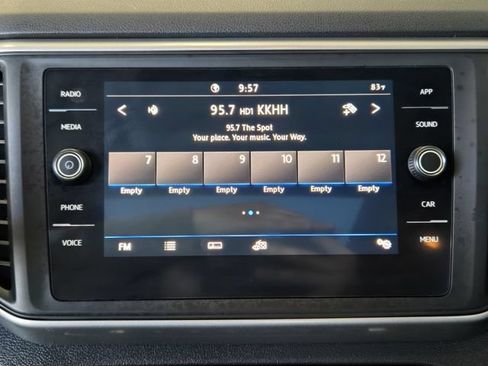 Used 2020 Volkswagen Atlas SE w/ Panoramic Sunroof Package FWD image 18