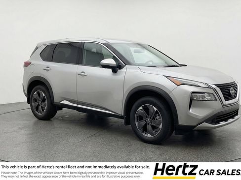 Used 2025 Nissan Rogue SV AWD/4WD image 1