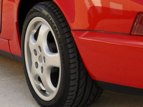 Used 1993 Porsche 911 Carrera RWD image 64