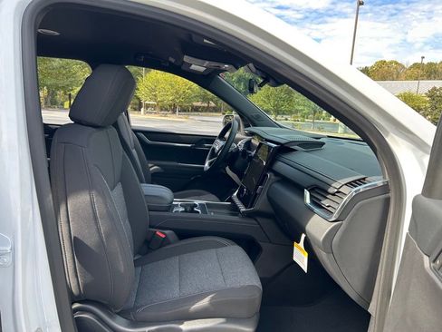 New 2026 GMC Acadia Elevation image 49