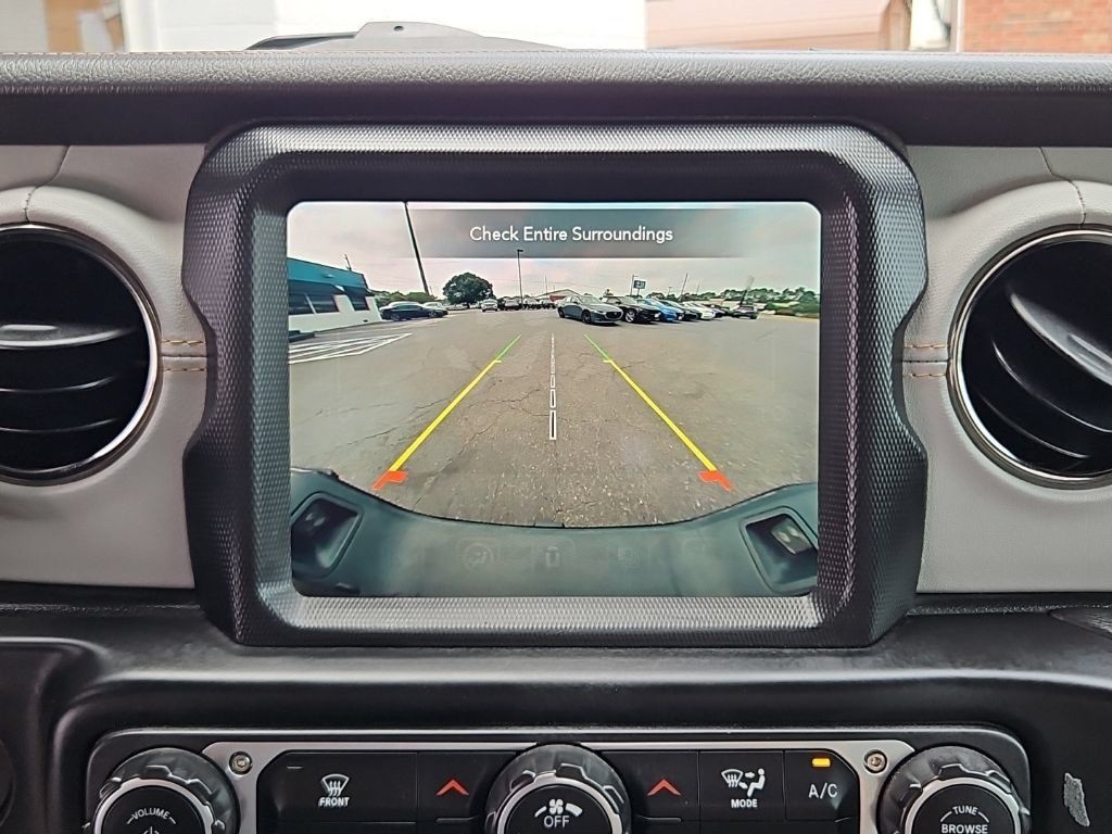 Used 2021 Jeep Gladiator Overland AWD/4WD image 17
