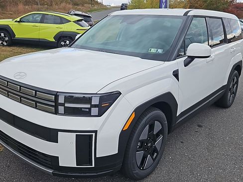 New 2026 Hyundai Santa Fe SE image 3