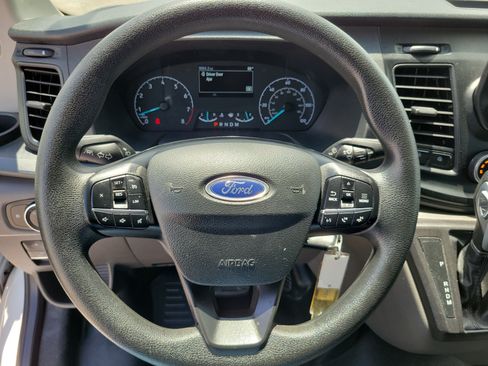 Used 2025 Ford Transit 250 Low Roof w/ Exterior Upgrade Package RWD image 18