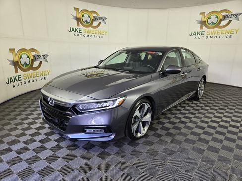 Used 2020 Honda Accord Touring image 4