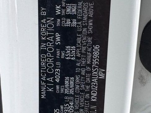 Certified 2025 Kia Soul LX w/ LX Technology Package image 14